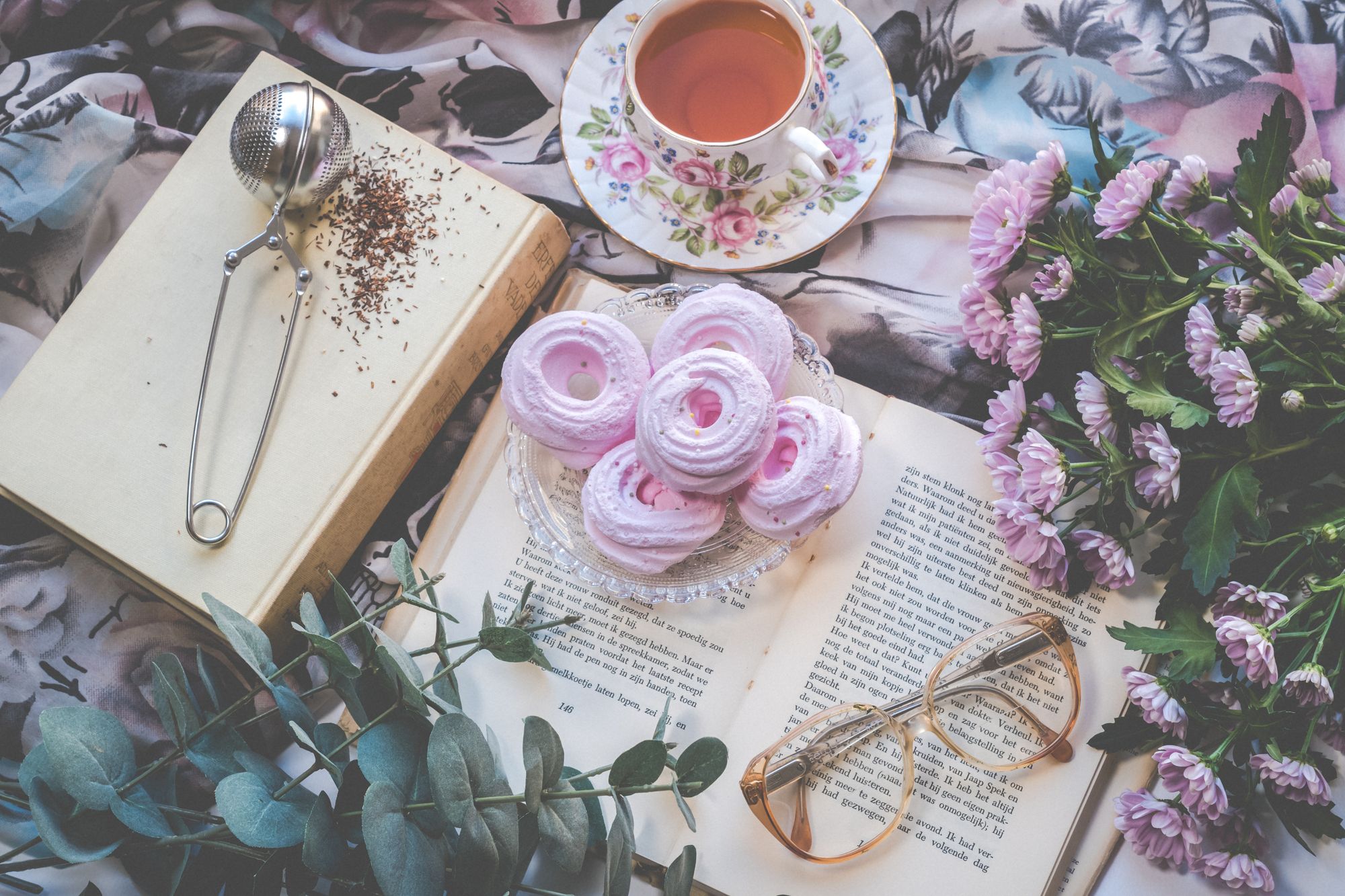 7 BookTok and Bookstagram Favorites That Are Worth Reading