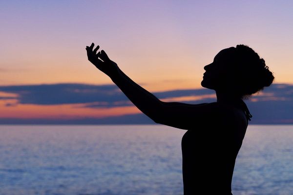 5 Spirituality Books to Nourish Your Soul and Manifest Your Dream Life